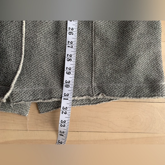 LOFT - Minimalist Raw-Edge Designer Coat | Independent Atelier | Grey - Picture 10 of 12